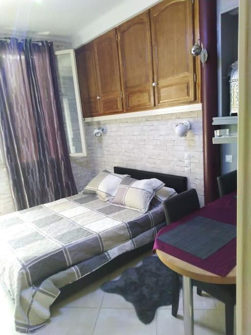 Studio Ideal Pour Deux Voyageurs Sur Marseille Ngoại thất bức ảnh