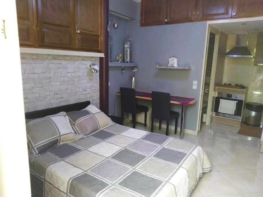 Studio Ideal Pour Deux Voyageurs Sur Marseille Ngoại thất bức ảnh