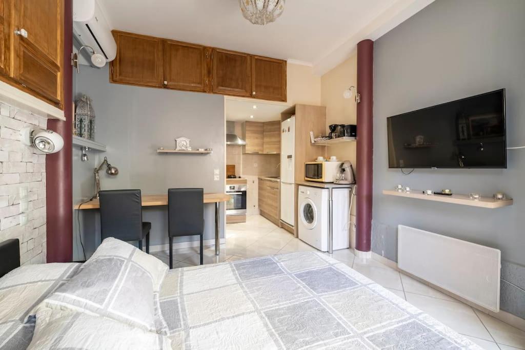 Studio Ideal Pour Deux Voyageurs Sur Marseille Ngoại thất bức ảnh